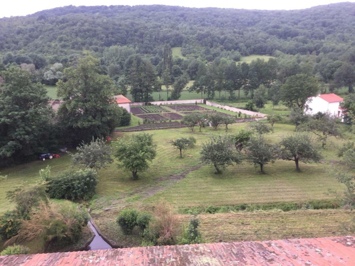 Manoir D'Aubeterre Hotel Marsat Exterior photo